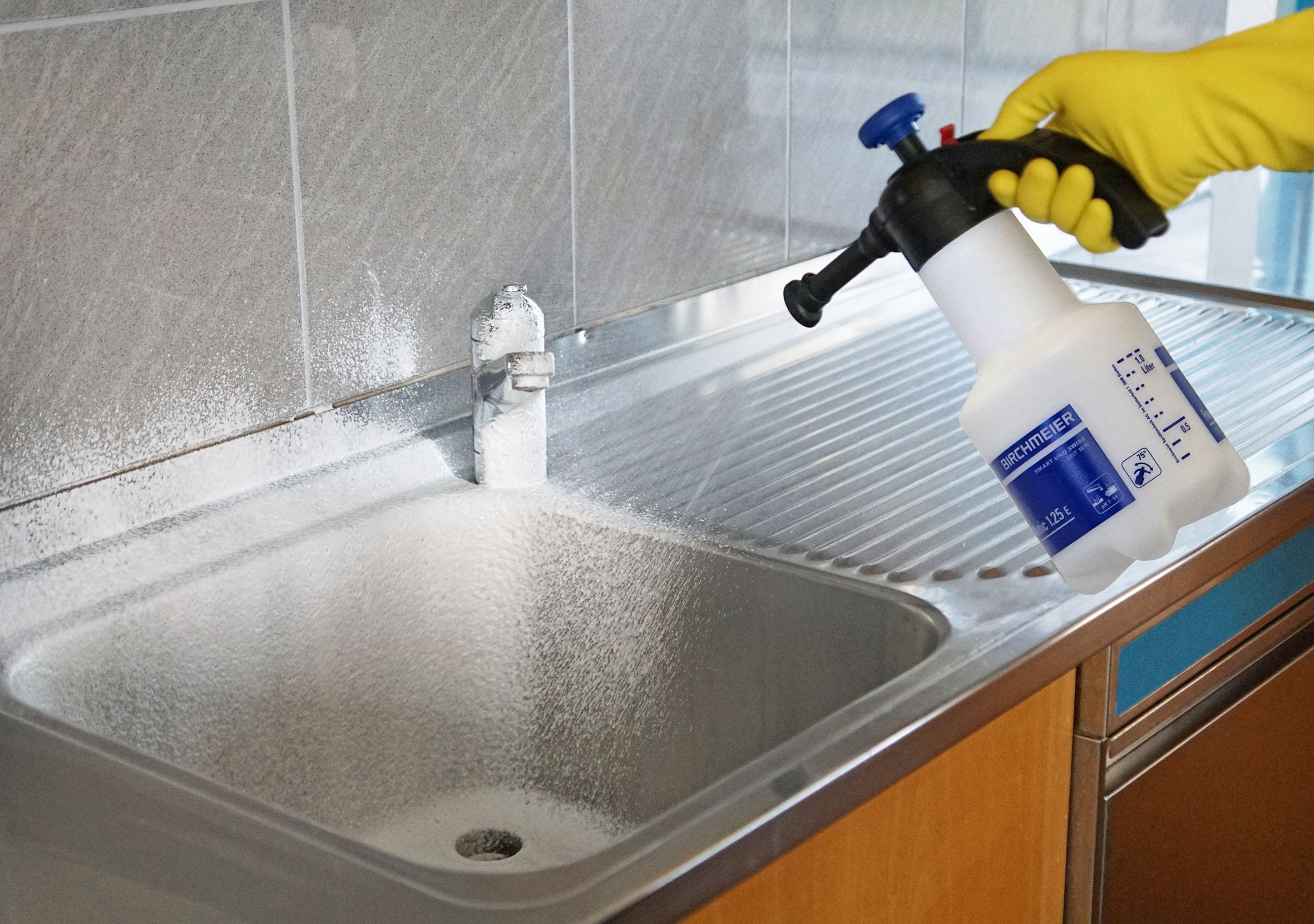 Schaumgerät Foam-Matic 1.25 E von Birchmeier zur Reinigung von Küchen